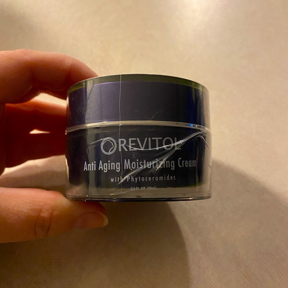 Revitol Anti-aging Moisturizing Cream